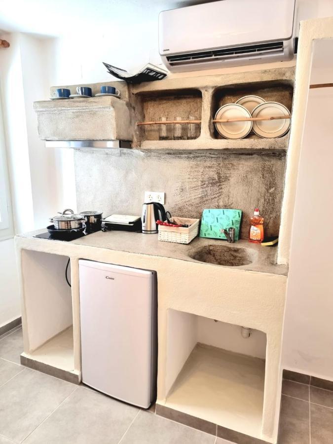 Joannes Vacation Rooms Αδάμας Εξωτερικό φωτογραφία