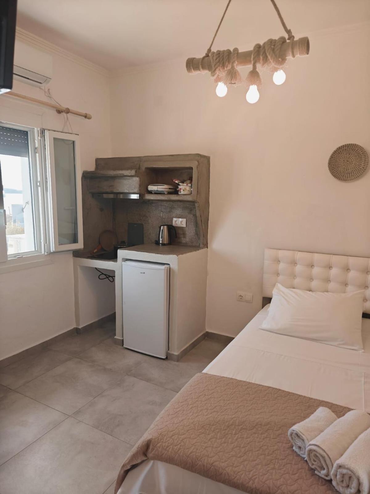 Joannes Vacation Rooms Αδάμας Εξωτερικό φωτογραφία